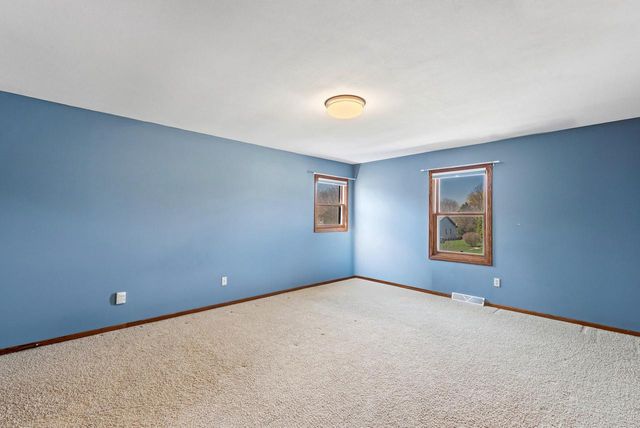 N108W17031 Hawthorne DRIVE, Germantown, WI 53022