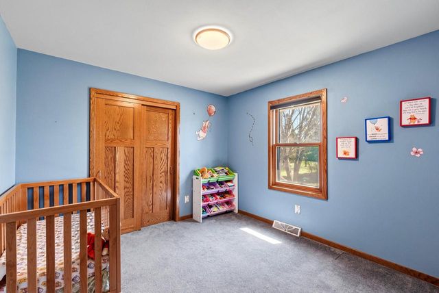 N108W17031 Hawthorne DRIVE, Germantown, WI 53022