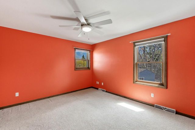 N108W17031 Hawthorne DRIVE, Germantown, WI 53022