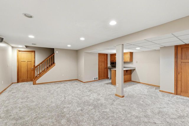 N108W17031 Hawthorne DRIVE, Germantown, WI 53022