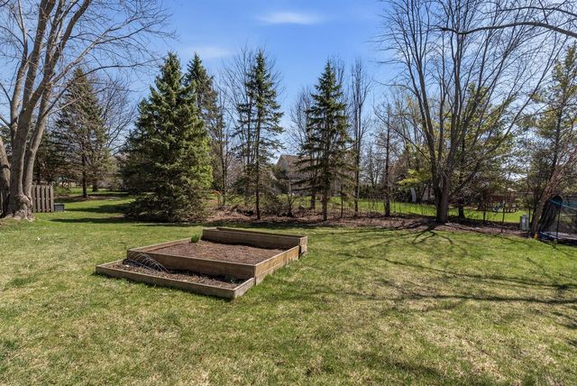 N108W17031 Hawthorne DRIVE, Germantown, WI 53022
