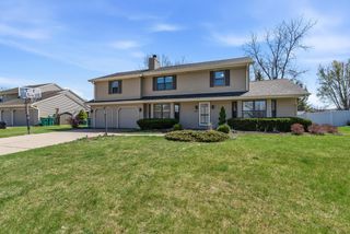 N108W17031 Hawthorne DRIVE, Germantown, WI 53022