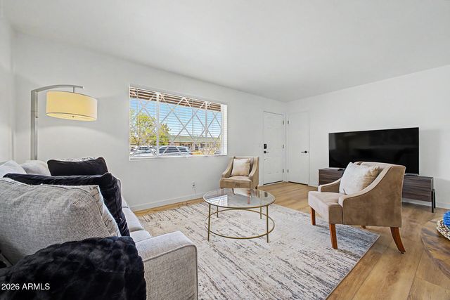 1657 W BEDFORD Street, Mesa, AZ 85201