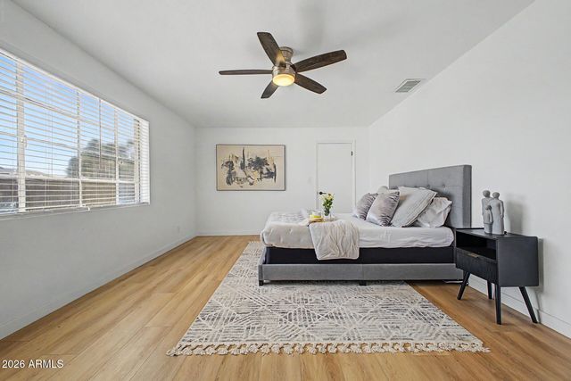 1657 W BEDFORD Street, Mesa, AZ 85201