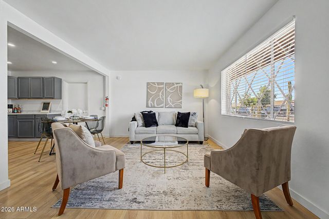 1657 W BEDFORD Street, Mesa, AZ 85201