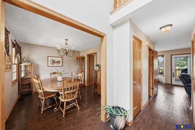 1100 Gailyn Circle, Lincoln, NE 68523