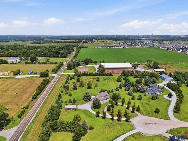 1100 Gailyn Circle, Lincoln, NE 68523