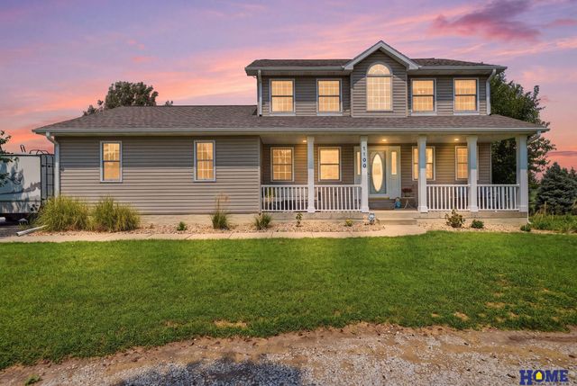 1100 Gailyn Circle, Lincoln, NE 68523