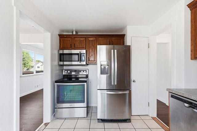 2527 W Lacrosse Ave, Spokane, WA 99205