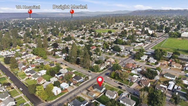 2527 W Lacrosse Ave, Spokane, WA 99205