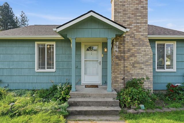 2527 W Lacrosse Ave, Spokane, WA 99205