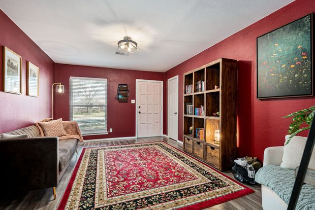 3413 Sunnydale Lane, Denton, TX 76209