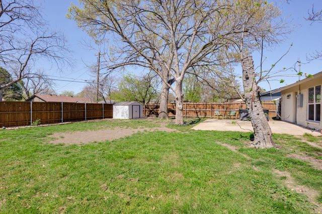 3413 Sunnydale Lane, Denton, TX 76209