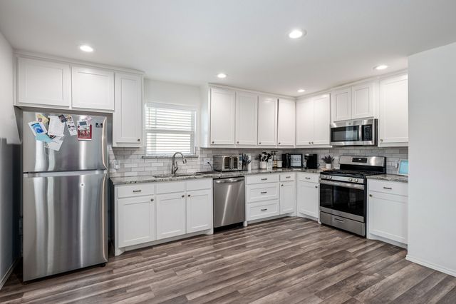 3413 Sunnydale Lane, Denton, TX 76209