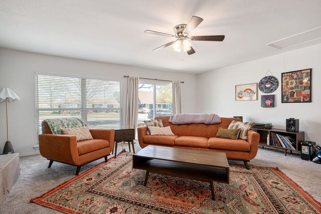 3413 Sunnydale Lane, Denton, TX 76209