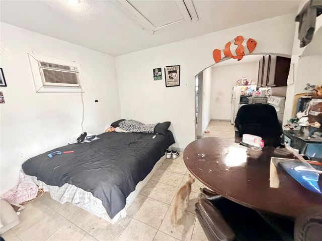 1322 Saddle Rock Drive, Houston, TX 77088