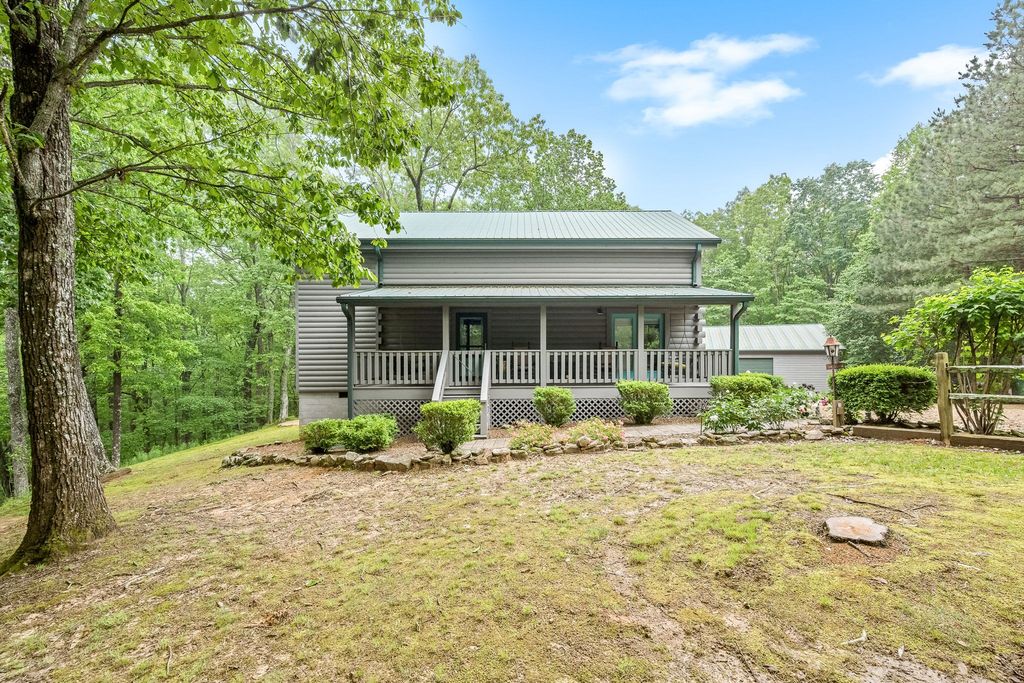 154 WHITETAIL LANE, Belvidere, TN 37306