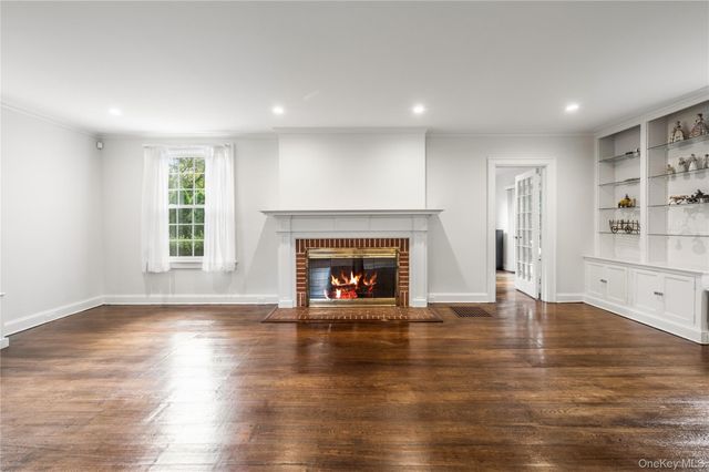 211 Douglas Place, Mount Vernon, NY 10552