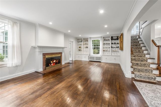 211 Douglas Place, Mount Vernon, NY 10552