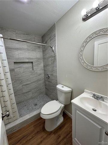 210 E Cleveland Avenue, Harlingen, TX 78550