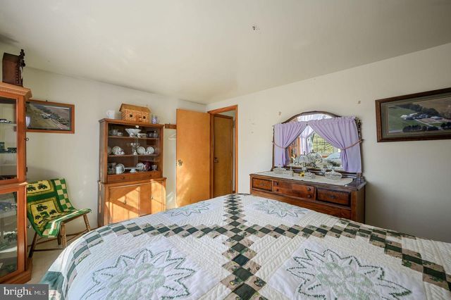 1340 HAZLETTVILLE RD, Hartly, DE 19953