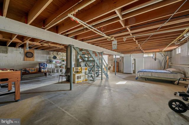 1340 HAZLETTVILLE RD, Hartly, DE 19953