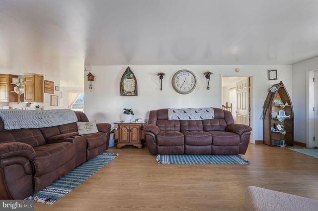 1340 HAZLETTVILLE RD, Hartly, DE 19953