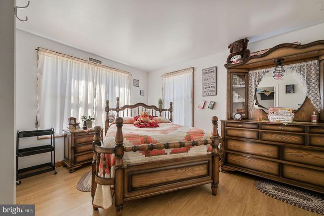 1340 HAZLETTVILLE RD, Hartly, DE 19953