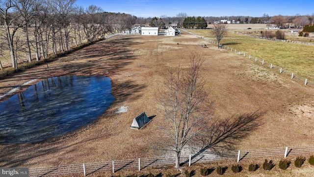 1340 HAZLETTVILLE RD, Hartly, DE 19953