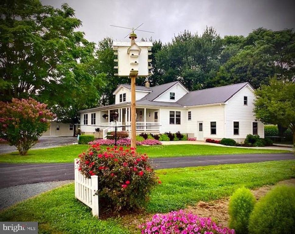 1340 HAZLETTVILLE RD, Hartly, DE 19953