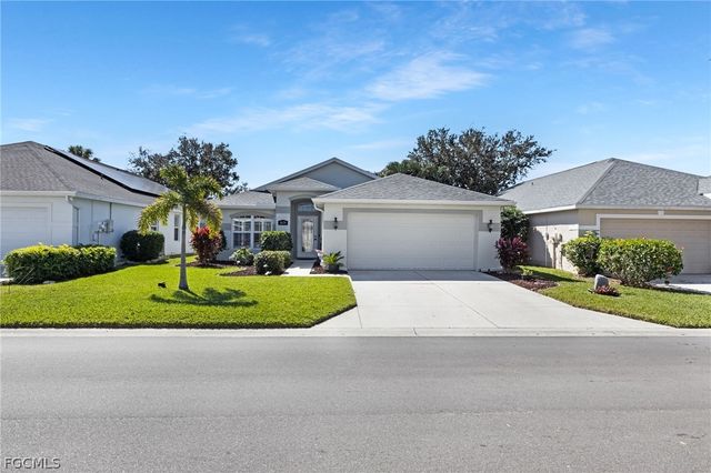 9679 Gladiolus Preserve CIR, Fort Myers, FL 33908