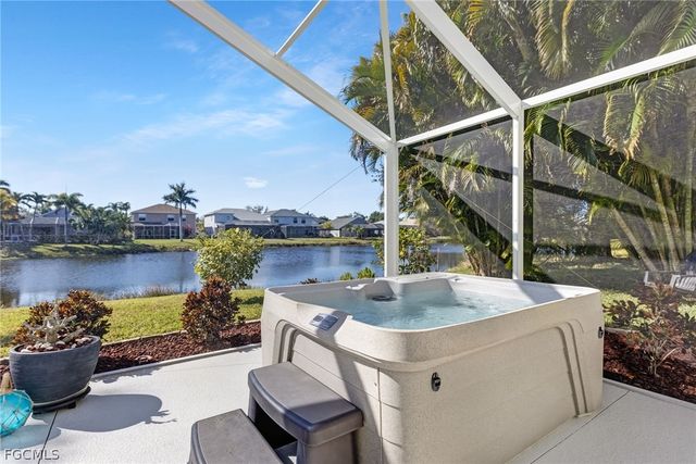 9679 Gladiolus Preserve CIR, Fort Myers, FL 33908