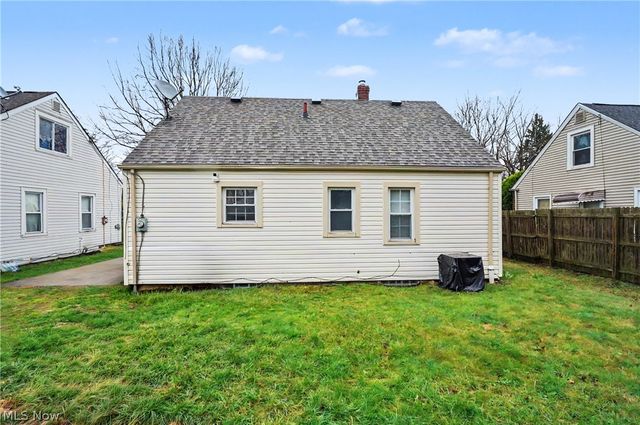 834 Sarcee Avenue, Akron, OH 44305
