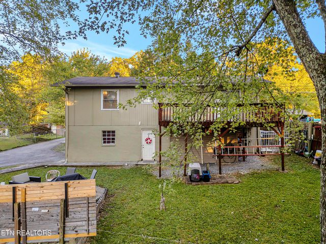6409 NW Shrewsbury Drive, Knoxville, TN 37921