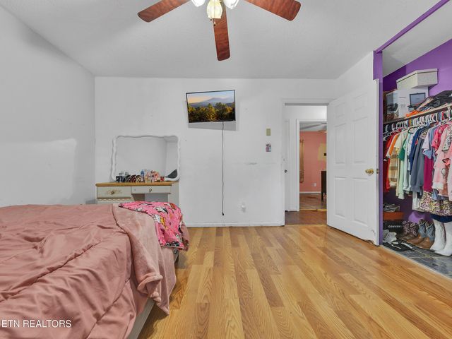 6409 NW Shrewsbury Drive, Knoxville, TN 37921