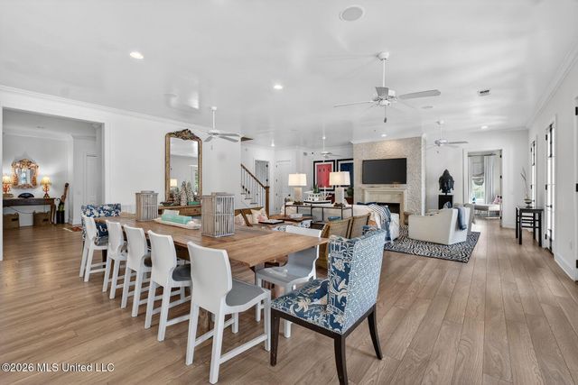 794 W Beach Boulevard, Pass Christian, MS 39571