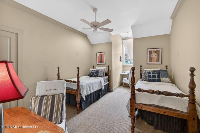 794 W Beach Boulevard, Pass Christian, MS 39571