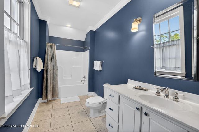 794 W Beach Boulevard, Pass Christian, MS 39571