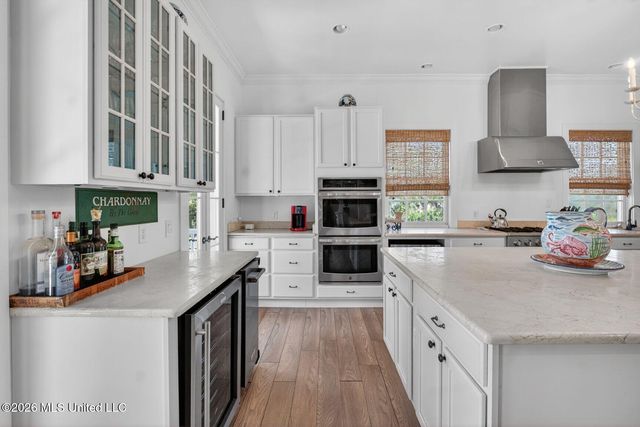 794 W Beach Boulevard, Pass Christian, MS 39571