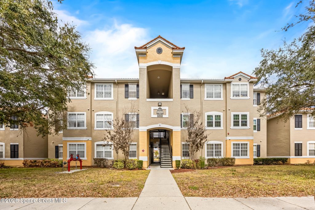 5673 Star Rush Drive 106, Melbourne, FL 32940