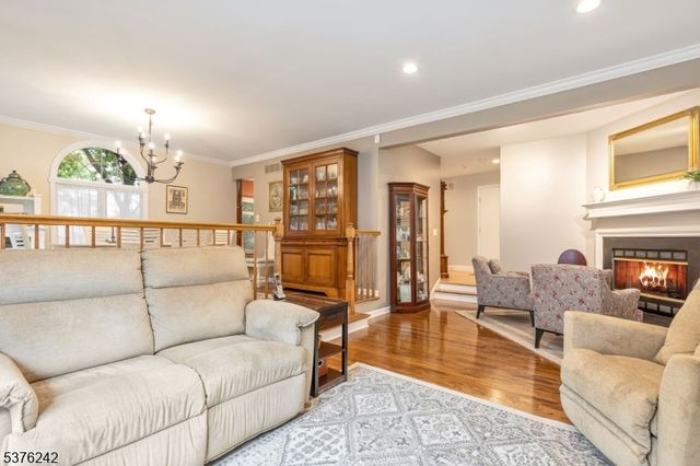 9 Meadowview Lane, Berkeley Heights Twp., NJ 07922