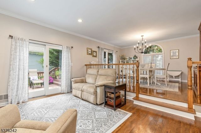 9 Meadowview Lane, Berkeley Heights Twp., NJ 07922