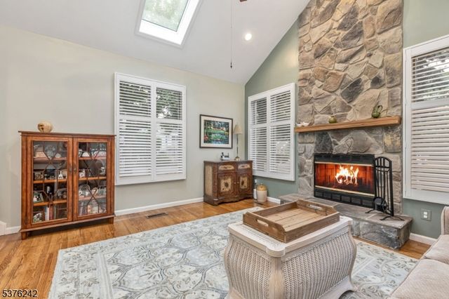 9 Meadowview Lane, Berkeley Heights Twp., NJ 07922