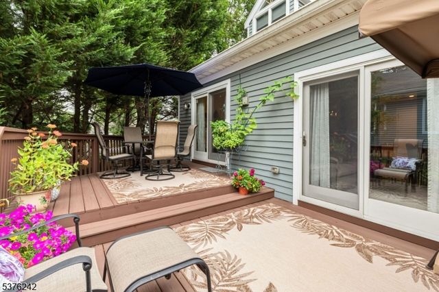 9 Meadowview Lane, Berkeley Heights Twp., NJ 07922