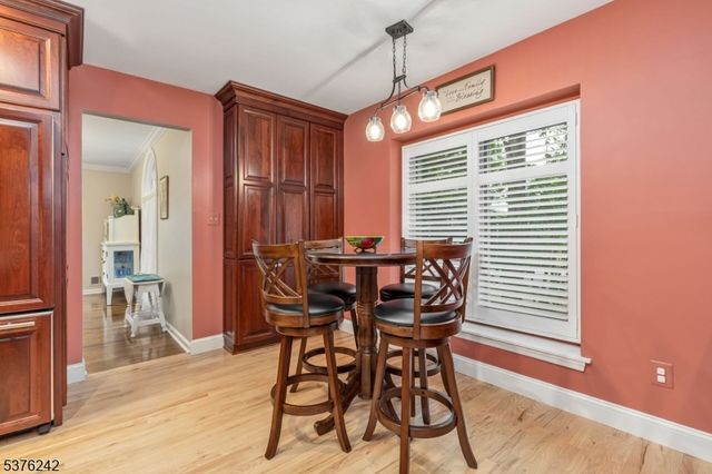 9 Meadowview Lane, Berkeley Heights Twp., NJ 07922