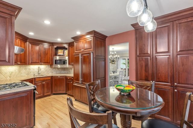 9 Meadowview Lane, Berkeley Heights Twp., NJ 07922