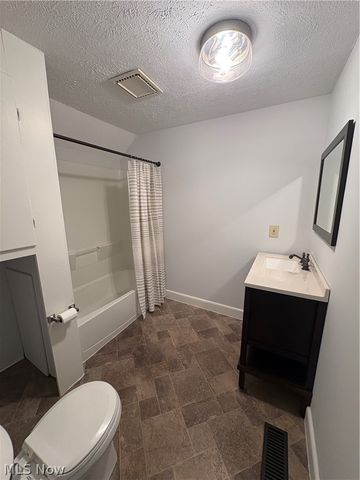 303 Barder Avenue, Akron, OH 44305