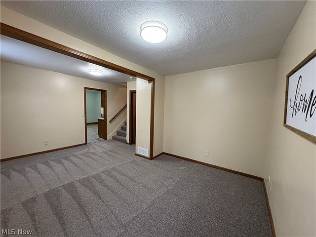 303 Barder Avenue, Akron, OH 44305