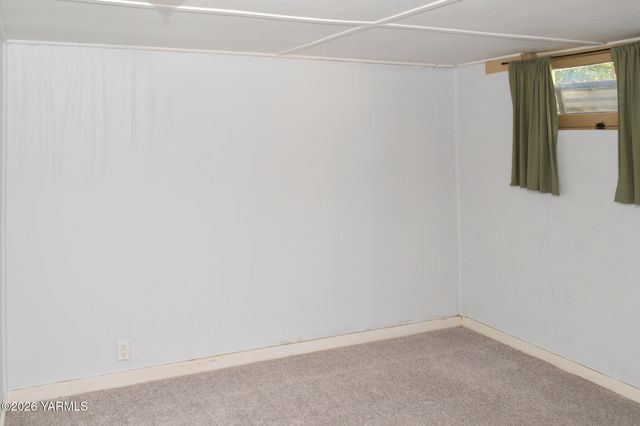 215 N 23rd Ave, Yakima, WA 98902