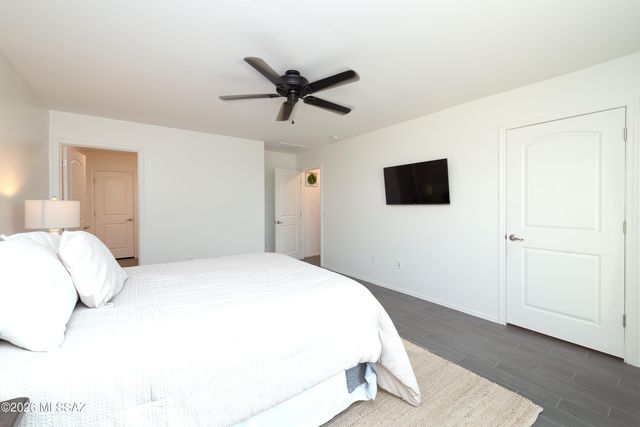8546 W Finch Lane, Tucson, AZ 85757